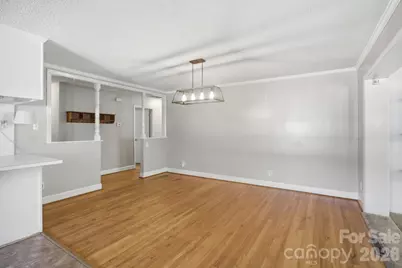 1401 Grovewood Drive, Charlotte, NC 28208 - Photo 10