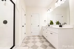 1224 N Sharon Amity Rd, Charlotte, NC 28211 - Photo 24