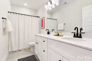 1224 N Sharon Amity Rd, Charlotte, NC 28211 - Photo 38