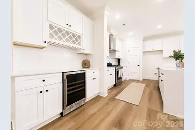 1224 N Sharon Amity Road, Charlotte, NC 28211 - Photo 12