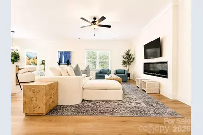1224 N Sharon Amity Road, Charlotte, NC 28211 - Photo 4