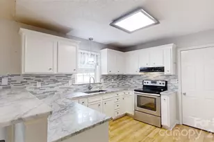 49 Laurel St, Granite Falls, NC 28630 - Photo 8