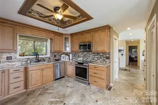 159 Country Ridge Rd, Hendersonville, NC 28739 - Photo 16