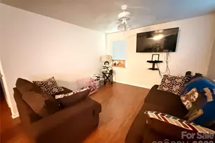 2209 Julia Ave, Charlotte, NC 28206 - Photo 2