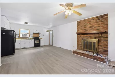667 Niblick Drive, Gastonia, NC 28054 - Photo 8