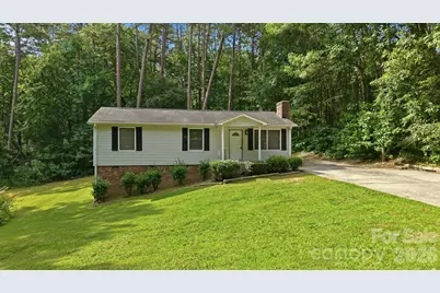 667 Niblick Drive, Gastonia, NC 28054 - Photo 2