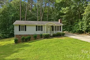 667 Niblick Dr, Gastonia, NC 28054 - Photo 2