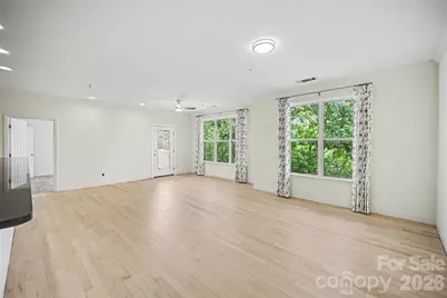 1000 E Woodlawn Road #415, Charlotte, NC 28209 - Photo 8