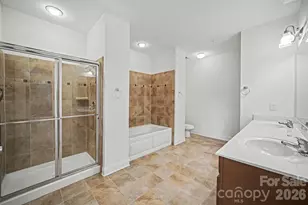 1000 E Woodlawn Rd, Charlotte, NC 28209 - Photo 20