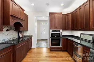 36 Magnolia Farms Dr, Asheville, NC 28806 - Photo 12