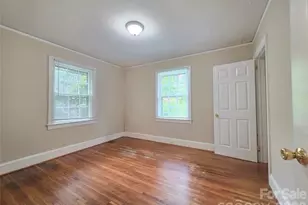 614 Marsh Rd, Charlotte, NC 28209 - Photo 6