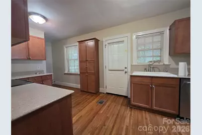 614 Marsh Road, Charlotte, NC 28209 - Photo 10