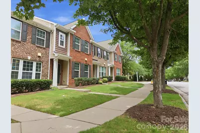 18431 The Commons Boulevard, Cornelius, NC 28031 - Photo 2