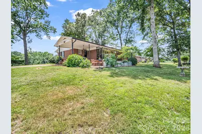 201 Lincoln Road, Forest City, NC 28043 - Photo 2