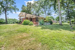 201 Lincoln Rd, Forest City, NC 28043 - Photo 2