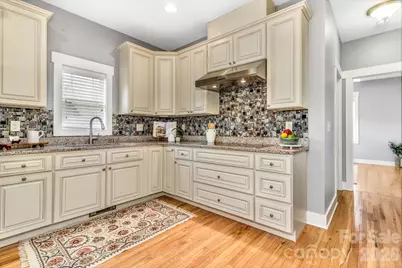 18 Byrdcliffe Lane, Asheville, NC 28805 - Photo 16