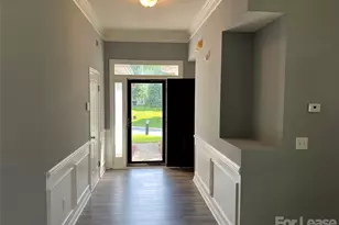 10322 Layton Ridge Ln, Charlotte, NC 28214 - Photo 2