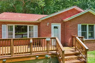611 Reeves Cove Rd, Candler, NC 28715 - Photo 4