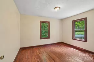 611 Reeves Cove Rd, Candler, NC 28715 - Photo 20