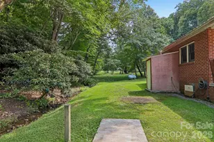 611 Reeves Cove Rd, Candler, NC 28715 - Photo 6