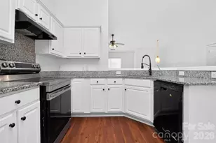 1132 Wylam Dilly Ct, Charlotte, NC 28213 - Photo 14