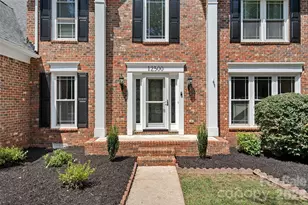 12500 Angel Oak Dr, Huntersville, NC 28078 - Photo 2