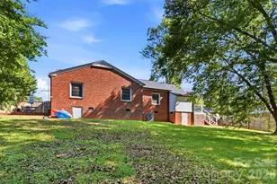 2201 Armstrong Park Dr, Gastonia, NC 28054 - Photo 40