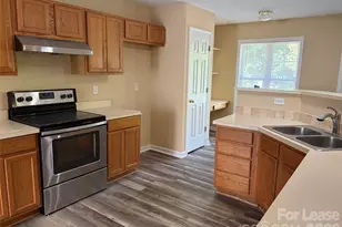 3730 Navajo Dr, Maiden, NC 28650 - Photo 2