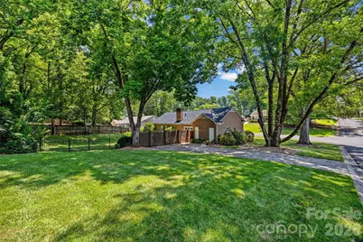 3826 Severn Avenue, Charlotte, NC 28210 - Photo 36