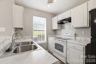 8237 Circle Tree Ln, Charlotte, NC 28277 - Photo 14