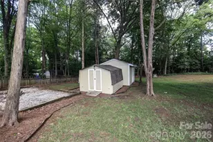 2248 Lawton Bluff Rd, Charlotte, NC 28226 - Photo 46