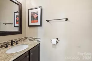 1112 Long Paw Ln, Charlotte, NC 28214 - Photo 24