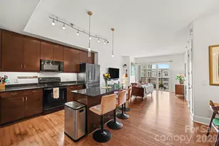 4620 Piedmont Row Dr, Charlotte, NC 28210 - Photo 12