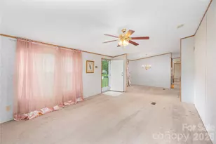 992 Brickyard Rd, Horse Shoe, NC 28742 - Photo 4