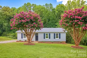 1016 Sharon Dr, Waxhaw, NC 28173 - Photo 1