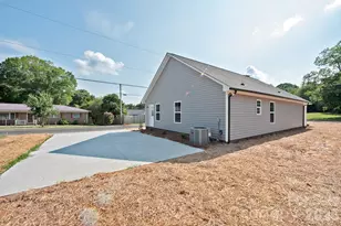 135 Beaver St, Landis, NC 28088 - Photo 1
