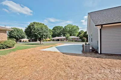 135 Beaver Street, Landis, NC 28088 - Photo 2