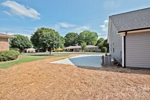 135 Beaver St, Landis, NC 28088 - Photo 2