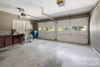 710 37th Avenue NE, Hickory, NC 28601 - Photo 22