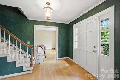 710 37th Avenue NE, Hickory, NC 28601 - Photo 6
