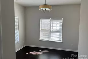 164 Parkwood Ave, Charlotte, NC 28206 - Photo 6