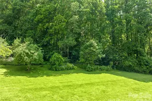 252 Big Stomp Rd, Waynesville, NC 28786 - Photo 10