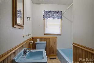 1809 Drexel Rd, Valdese, NC 28690 - Photo 32