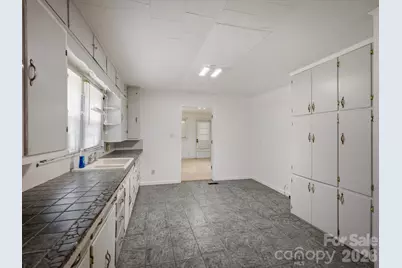 1809 Drexel Road, Valdese, NC 28690 - Photo 24