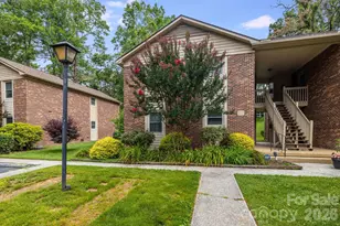 1325 4th Ave W, Hendersonville, NC 28739 - Photo 1