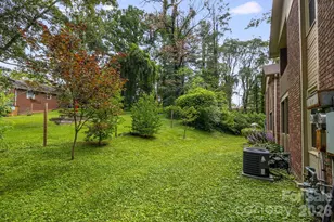 1325 4th Ave W, Hendersonville, NC 28739 - Photo 36
