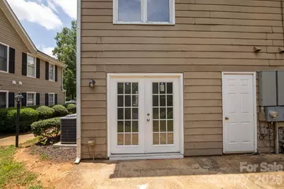3142 Driftwood Drive #B, Charlotte, NC 28205 - Photo 4