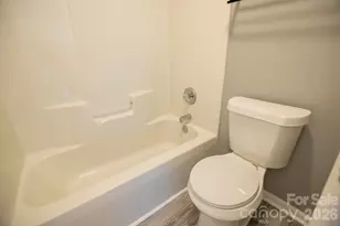 3142 Driftwood Dr, Charlotte, NC 28205 - Photo 18