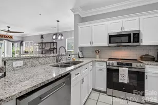 756 Southwest Dr, Davidson, NC 28036 - Photo 4