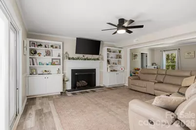 1171 37th Avenue Drive NE, Hickory, NC 28601 - Photo 6